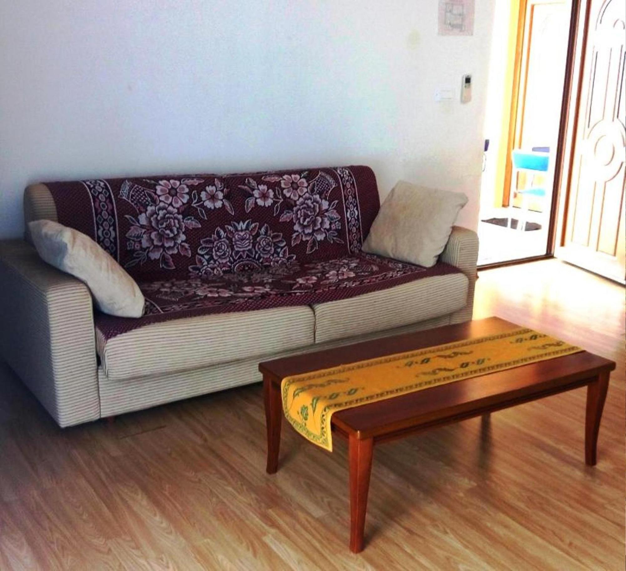 Renata Mare Apartments Ровинь Экстерьер фото