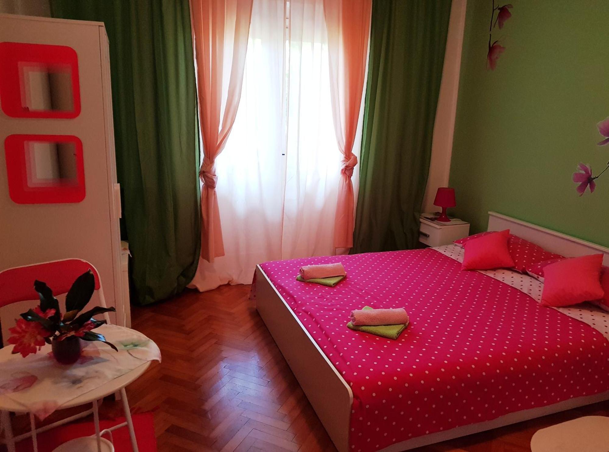 Renata Mare Apartments Ровинь Экстерьер фото